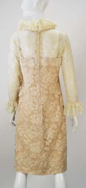 1960s Bill Blass for Maurice Rentner Ivory Chantilly Lace Ruffle Dress