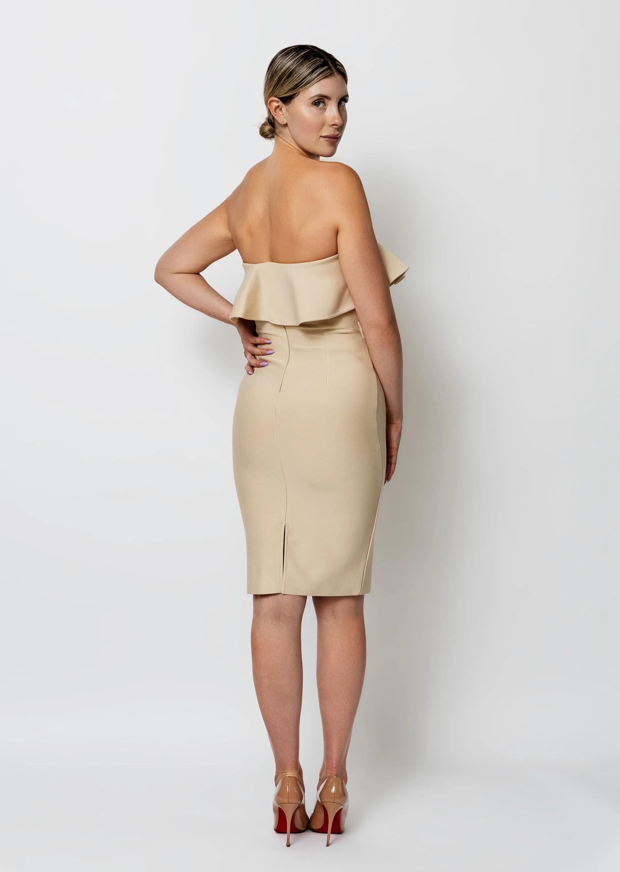 Lola Strapless Ruffle Bandage Dress In Nude